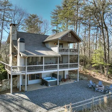 Majestic Mountain Retreat With Hot Tub & Mtn Views Villa